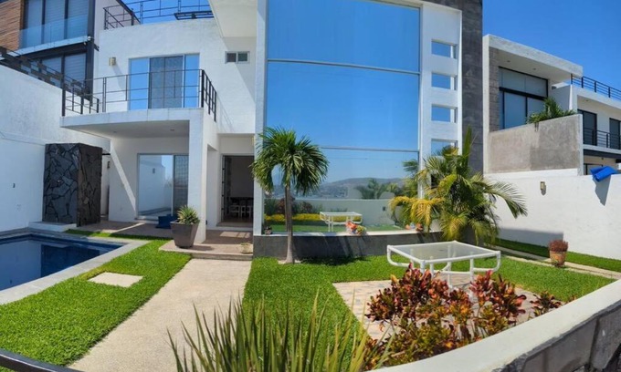 Tequesquitengo House | Casa entera en exclusiva privada