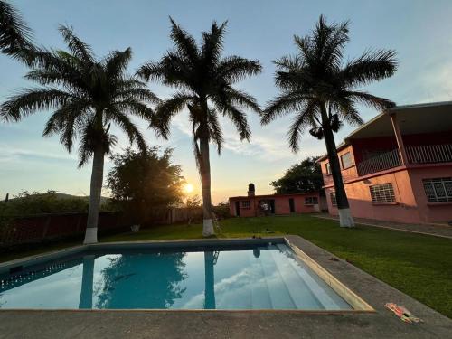 Ayala House | Casa España Pool and Garden