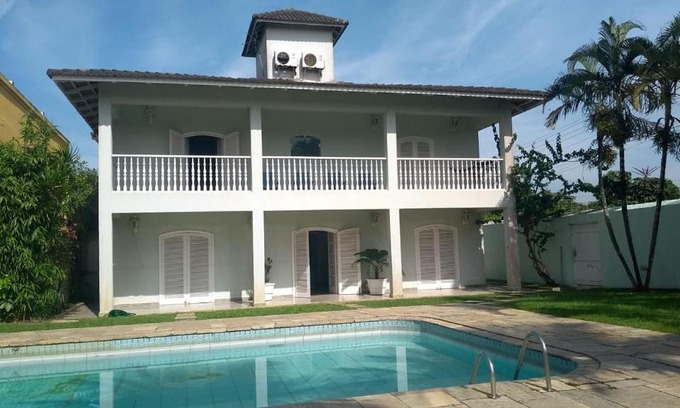 Balneario Praia do Pernambuco House | Casa Eventos e Temporada com 2 suites, piscina, churrasqueira, Wi-Fi, Ar Condicionado - Proximo Praia Mar Casado e Pernambuco - Guaruja -