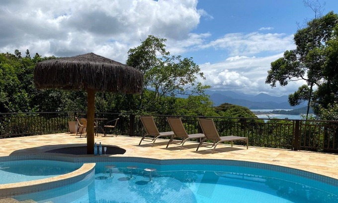 Silop House | Casa Exclusiva com Vista Espetacular nas Toninhas