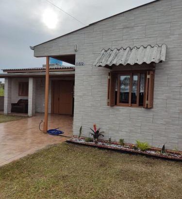 Xangri-La House | Casa Família Mattos