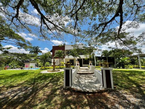 La Union Villa | Casa Finca en La Unión Valle con piscina - Pompano