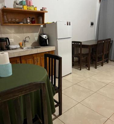 Encarnacion House | Casa Florida a 15 minutos de Encarnación