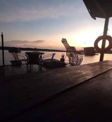 Ponta Negra House | casa flutuante em Manaus