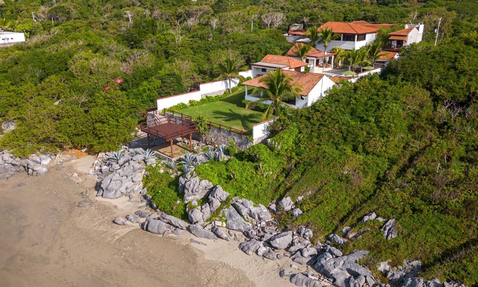 Mexican Riviera House | Casa Frente a la Playa, Excelente Para Planes en Familia o con Amigos