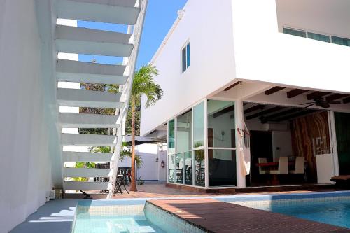 Playa del Carmen Bed & Breakfast | Casa Gem B&B