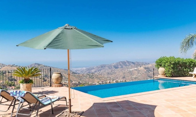 Competa Villa | Casa La Mirada - RCP152 Cómpeta by Ruralidays