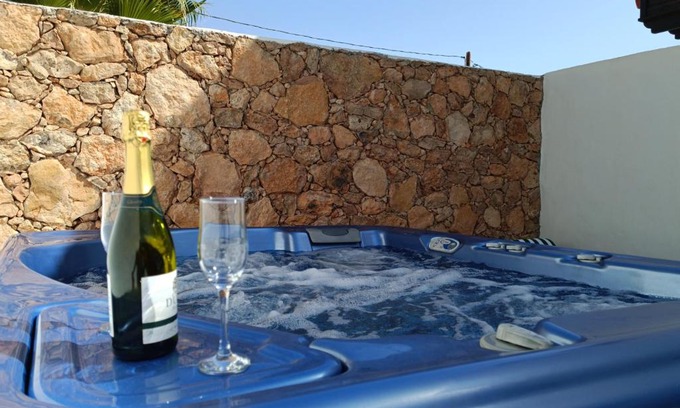 Triquivijate House | Casa La Molina Spa