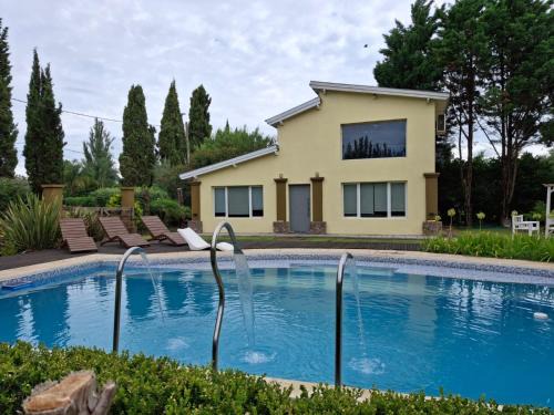 San Pedro House | Casa linda con pileta y parque