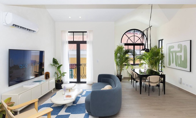 Casco Viejo Apartment | ★ Casa Lourdes - The Familia Apartment