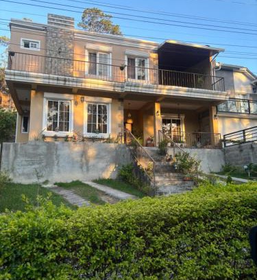 Valle de Angeles House | Casa Luna