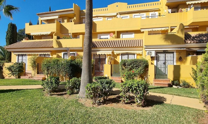 Vera Beach Apartment | Casa Naranja, Cosy Naturist apartment close by the sea.