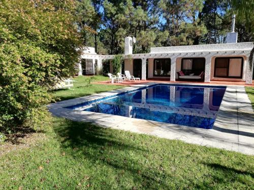 Solanas House | Casa Pura Vida