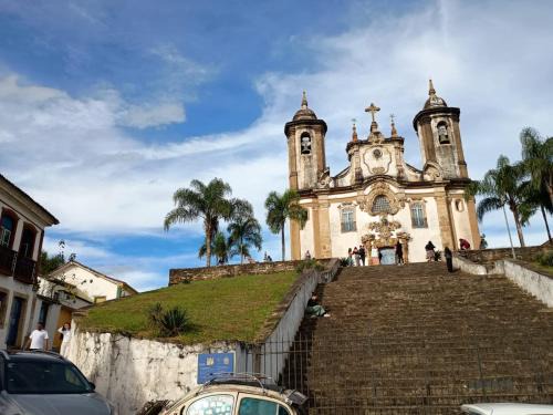 Ouro Preto Hotel | CASA RAIZ cama café e prosa