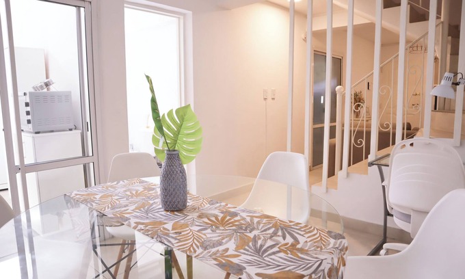 Mendoza City Center House | Casa Renovada a Nueva, Ubicación Estratégica, a Metros del Parque y del Centro