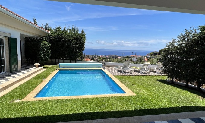 Santo Antonio House | Casa Roc Madeira | 5 Bedrooms | Ocean and City Views, Private Heated Pool