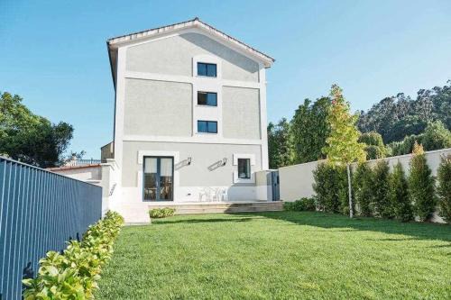 Outes House | CASA ROLAO Elegante Casa Familiar 10 personas