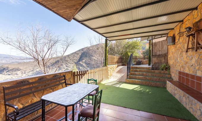 Abrucena House | 'Casa Rural La Jirola - El Mirador' with Mountain View, Wi-Fi and Air Conditioning