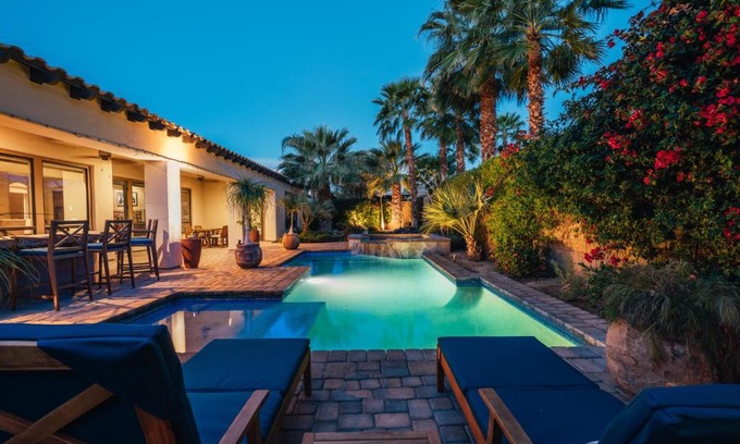 Indio House | Casa Serena by AvantStay Private 8BR Escape w Gorgeous Pool Spa Fire Pit