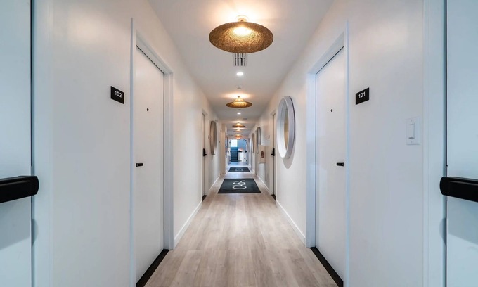 South Pointe Hotel | Casa Sofi Double bed Room