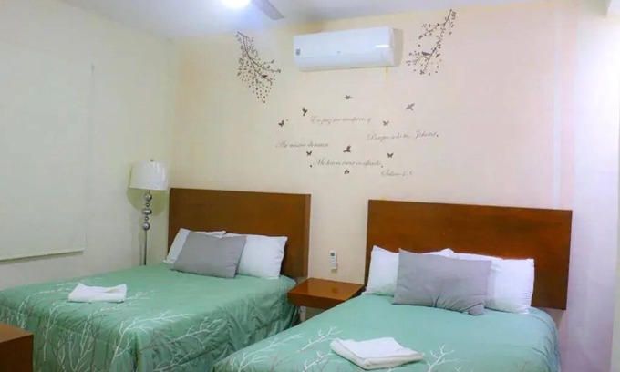 Montecarlo Apartment | Casa Sol y Luna - Apt Doble con Vista al Parque 3