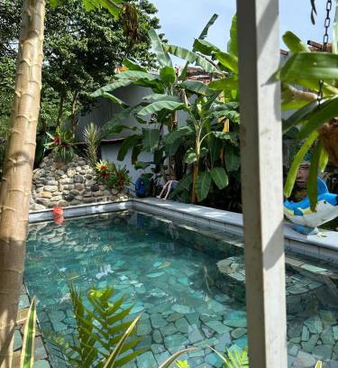 Guapiles Apartment | Casa Sophia 3 listings Apartment 1 or Apartment 2 separately or Apt 1 and 2 together all with FO internet