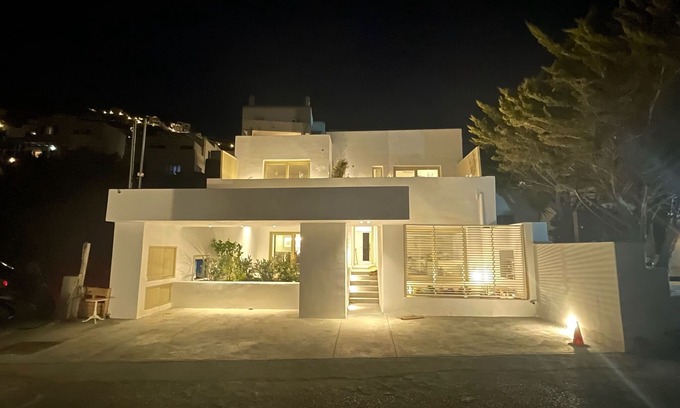Agios Stefanos Apartment | Casa Suites Mykonos-DS, located next to the port & just a 5-minute from downtown