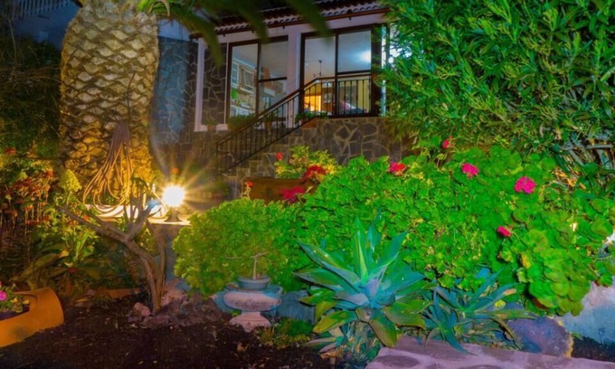Fuencaliente de la Palma House | Casa Tití. Lugar Tranquilo Para Descansar, con Jardín y Zona de Barbacoa