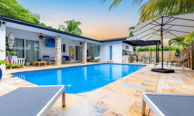 Hallandale Beach Villa | Casa Tropicana - Heated Pool, Game Room & Mins from beach