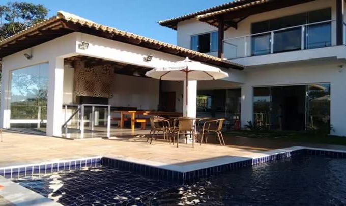 Capitolio House | CASA UTOPIA ESCARPAS do LAGO