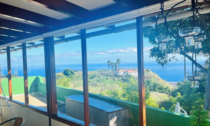 Villa de Mazo House | Casa Verde, a Canarian stone house with fantastic sea views & garden