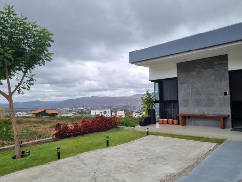 Bezerros House | Casa Vista Bela em Bezerros 4 qts com ar 10 pessoas