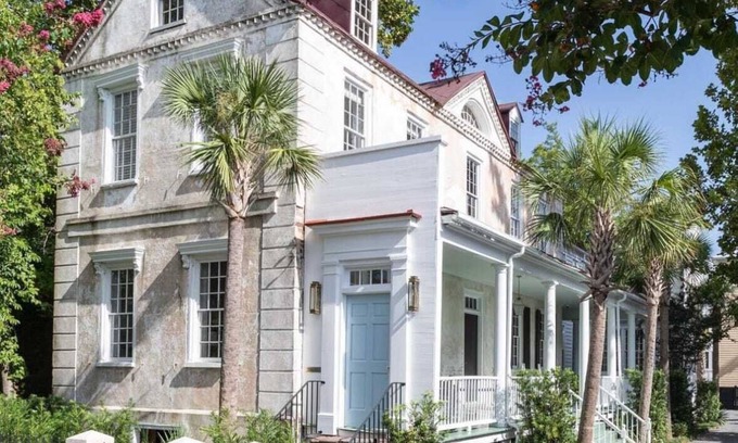 Cannonborough Elliotborough House | Casa Zoë | Grand Sparrow House