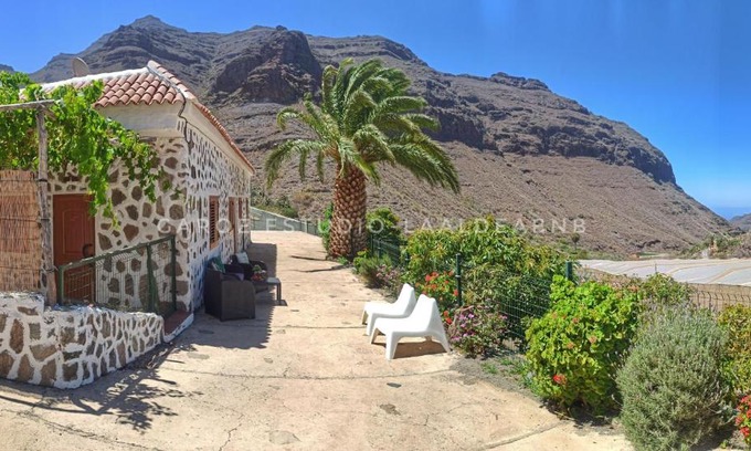 La Aldea de San Nicolas House | Casas Blancas -Suites 2y3- R E L A X