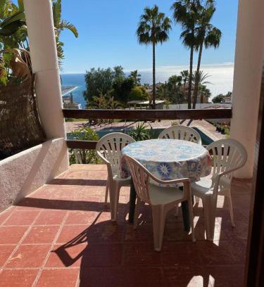 Salobrena Apartment | CASAS-E-Y -F-pequeño conjunto casas adosado