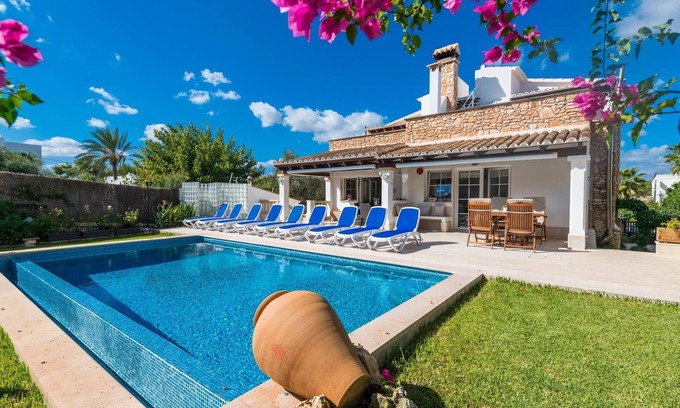 Cala Marcal Villa | Casas Mari y Pili - For 12 pax 200m from Cala Marsal, Portocolom