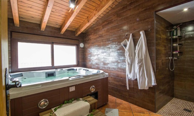 Laroya House | Casas Rurales Picachico