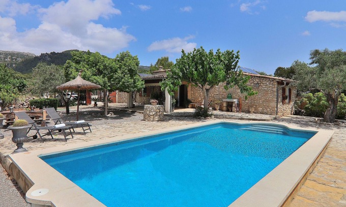 Campanet Villa | Caselles de Baix 102 charming country house, with private swimming pool, terrace, barbecue and WiFi