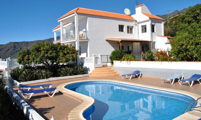 El Paso Apartment | Casitas Rosheli