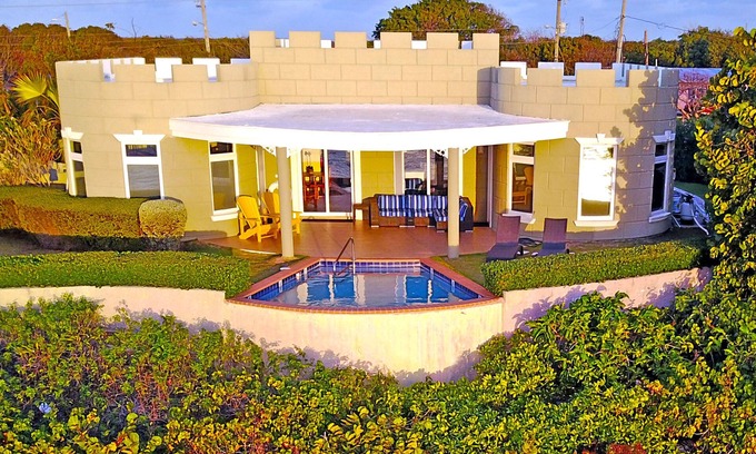 Gun Bay House | Castle Guesthouse: Cozy Guest Cottage w/Private Pool and Deck with Ocean Views!