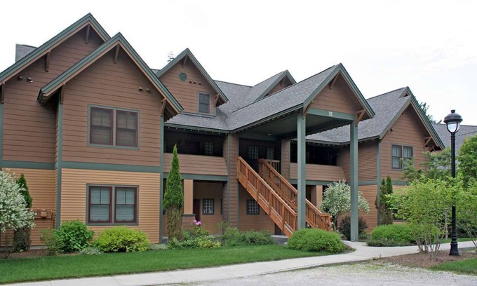 Cavendish Condo | Castle Hill Resort Condo (with on-site Aveda Spa)