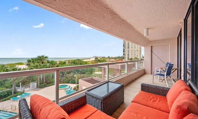 Sand Key Condo | CBC 2-3C –Beautiful Beach Front Condo!