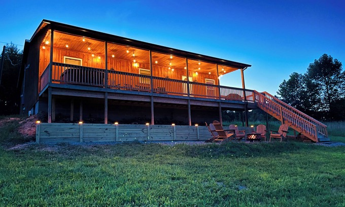 Rockbridge Cabin | Cedar Hill ⭐️ 10 min to Parks ⭐️Great Views ⭐️ Pets