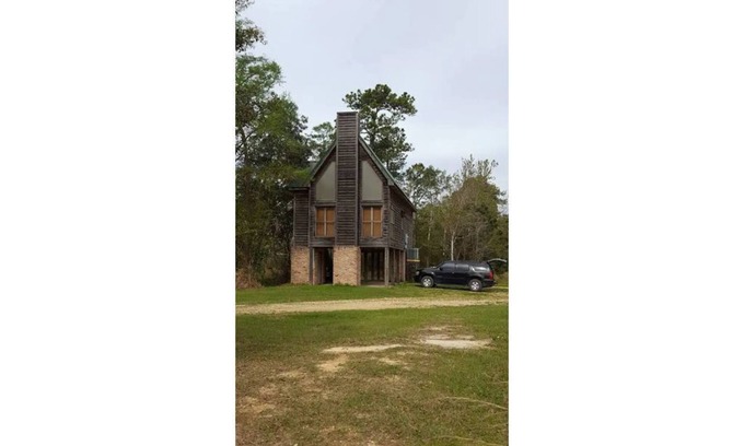 Biloxi Cottage | Cedarhaven - Waterfront Cottage