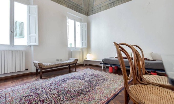 Montevarchi Apartment | Cennano Suite - enter apartment