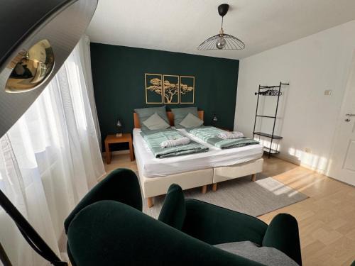 Buderich Apartment | Central Comfort Home with Garden