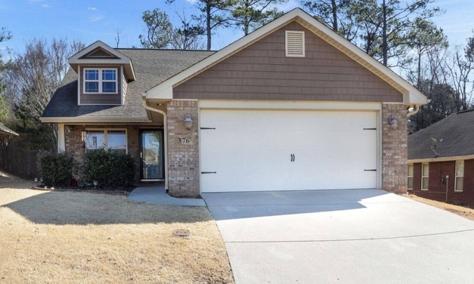 Huntsville House | -> Central HSV: Minutes to everything! <-