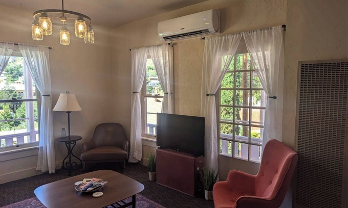 Bisbee Apartment | Central Location and Spectacular Views - Unit 3!