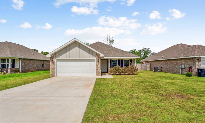 Robertsdale House | centrally located house only a short drive from beautiful Alabama gulf coast