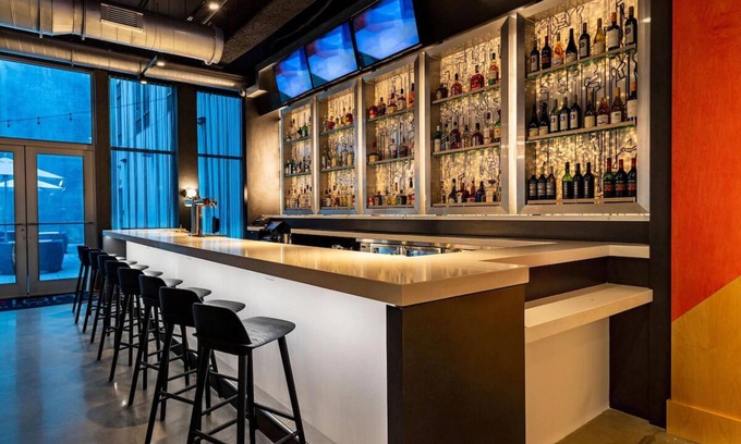 Yamacraw Village House | Centrally Located Stay Near Savannah Nightlife | 3 Family Friendly Rooms